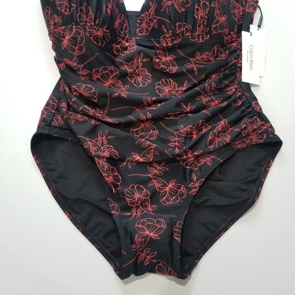 Calvin Klein Shirred Tummy-Control One-Piece Swimsuit Size 18 - Picture 6 of 11
